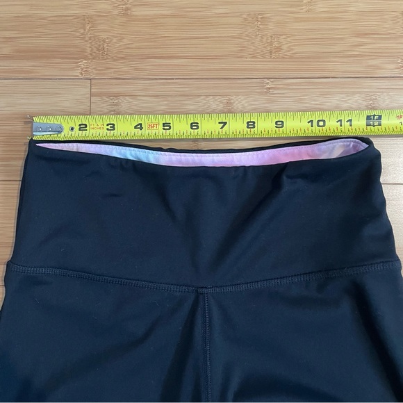 VS PINK Ultimate Yoga Leggings - Picture 8 of 15